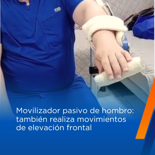 Movilizador pasivo de hombro realizando elevación frontal en rehabilitación postoperatoria